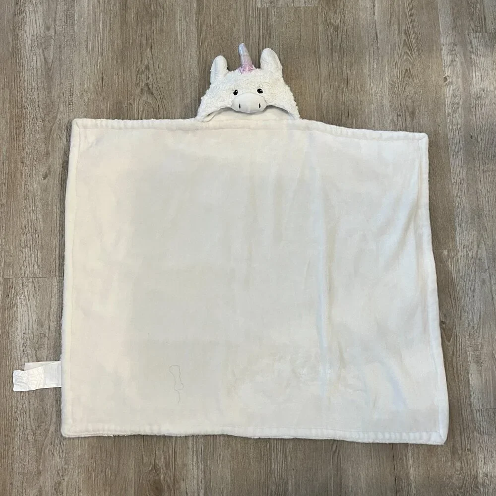 Girls White Unicorn Hooded Bath Towel